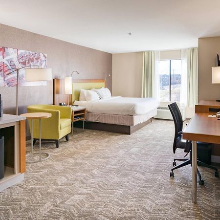 Springhill Suites By Marriott Denton Bagian luar foto