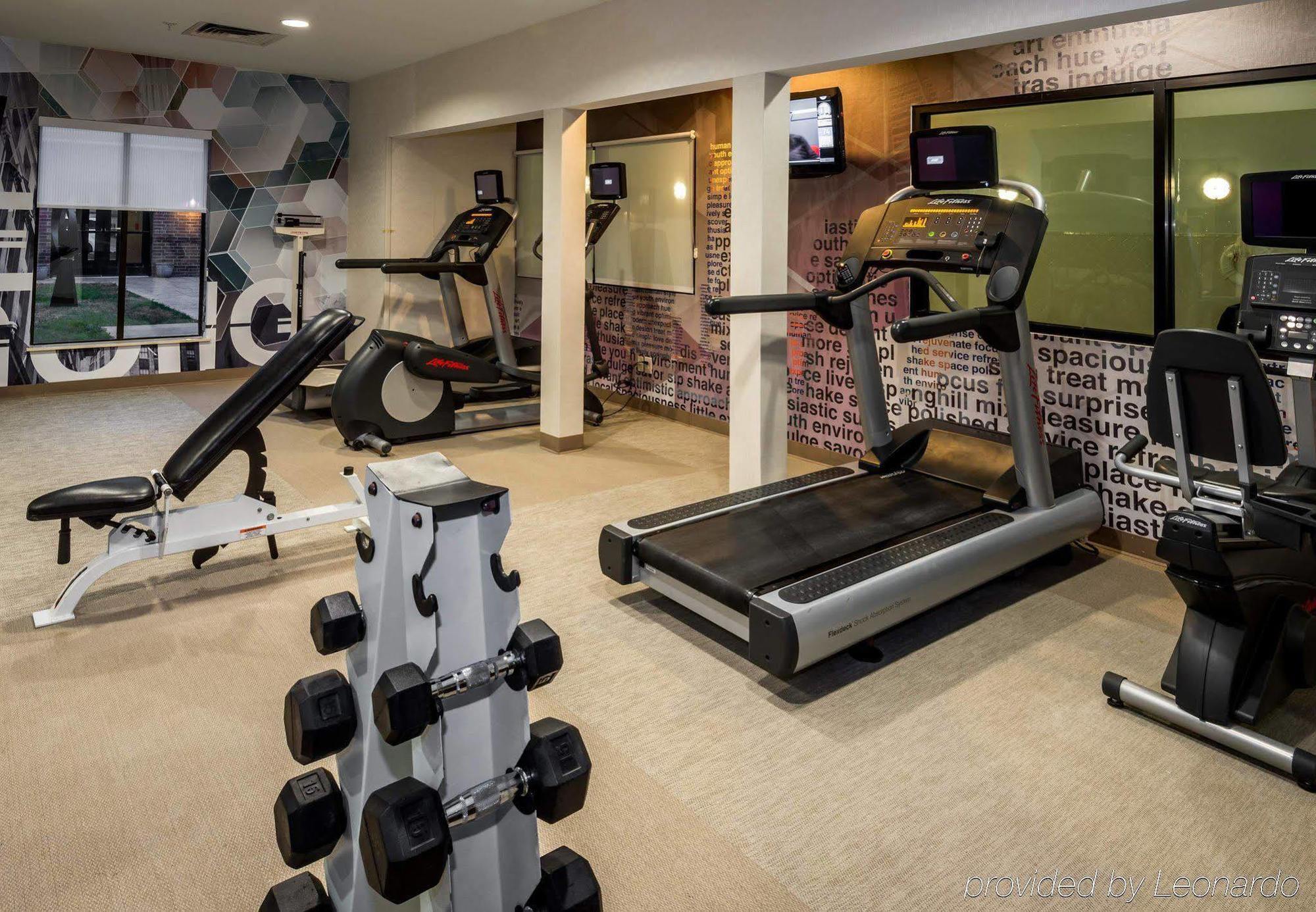 Springhill Suites By Marriott Denton Bagian luar foto